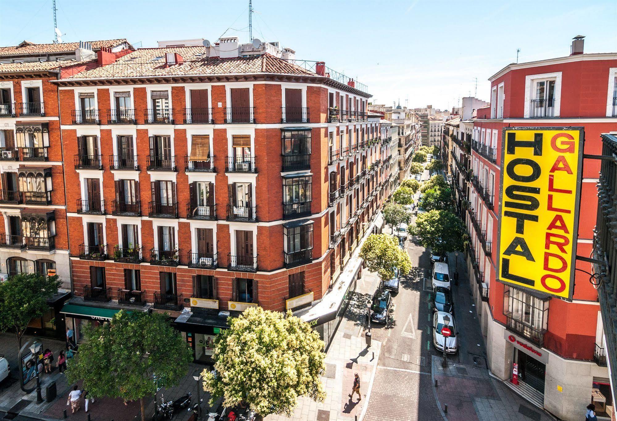 Hostal Gallardo Madrid Extérieur photo