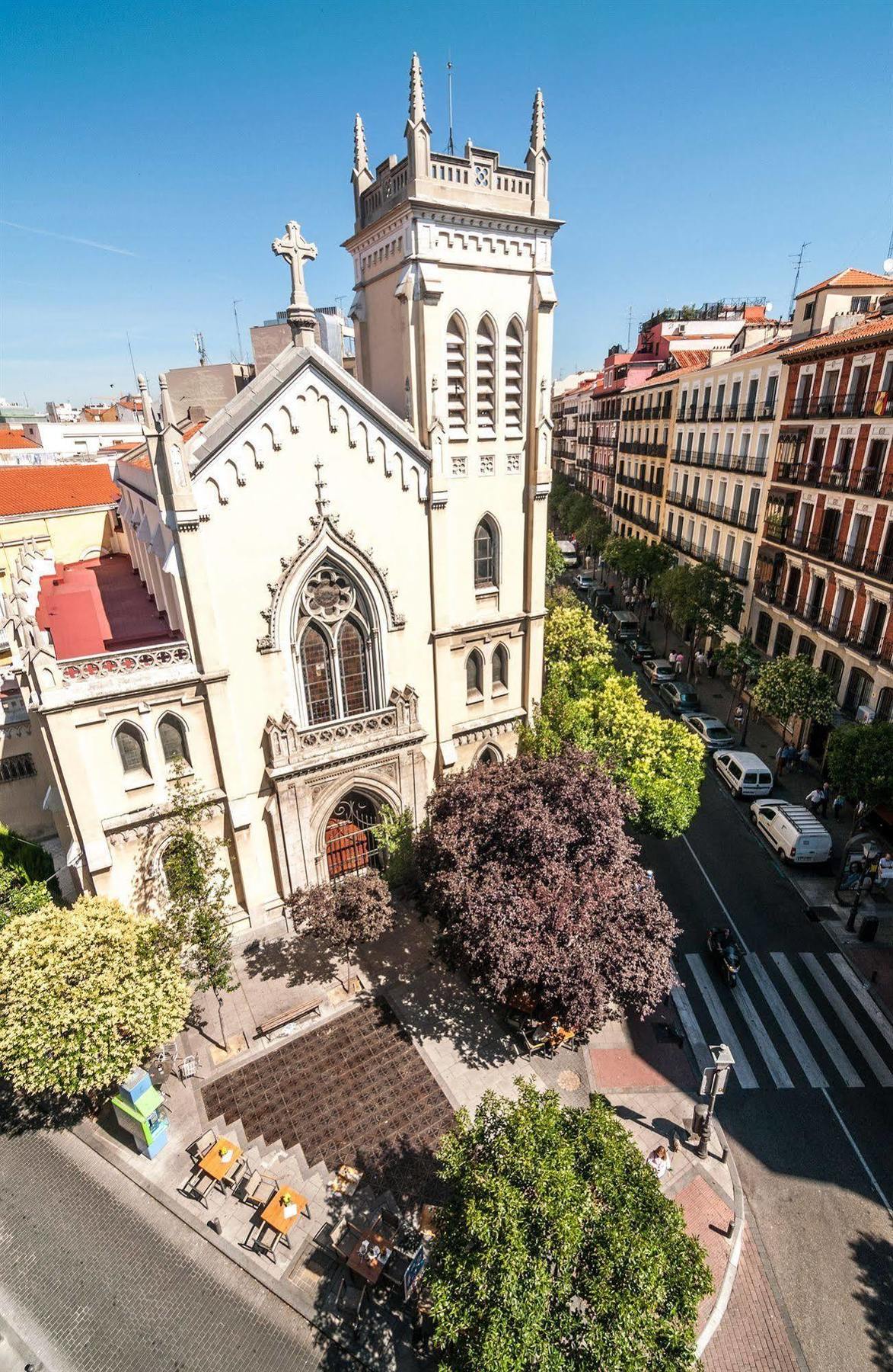 Hostal Gallardo Madrid Extérieur photo